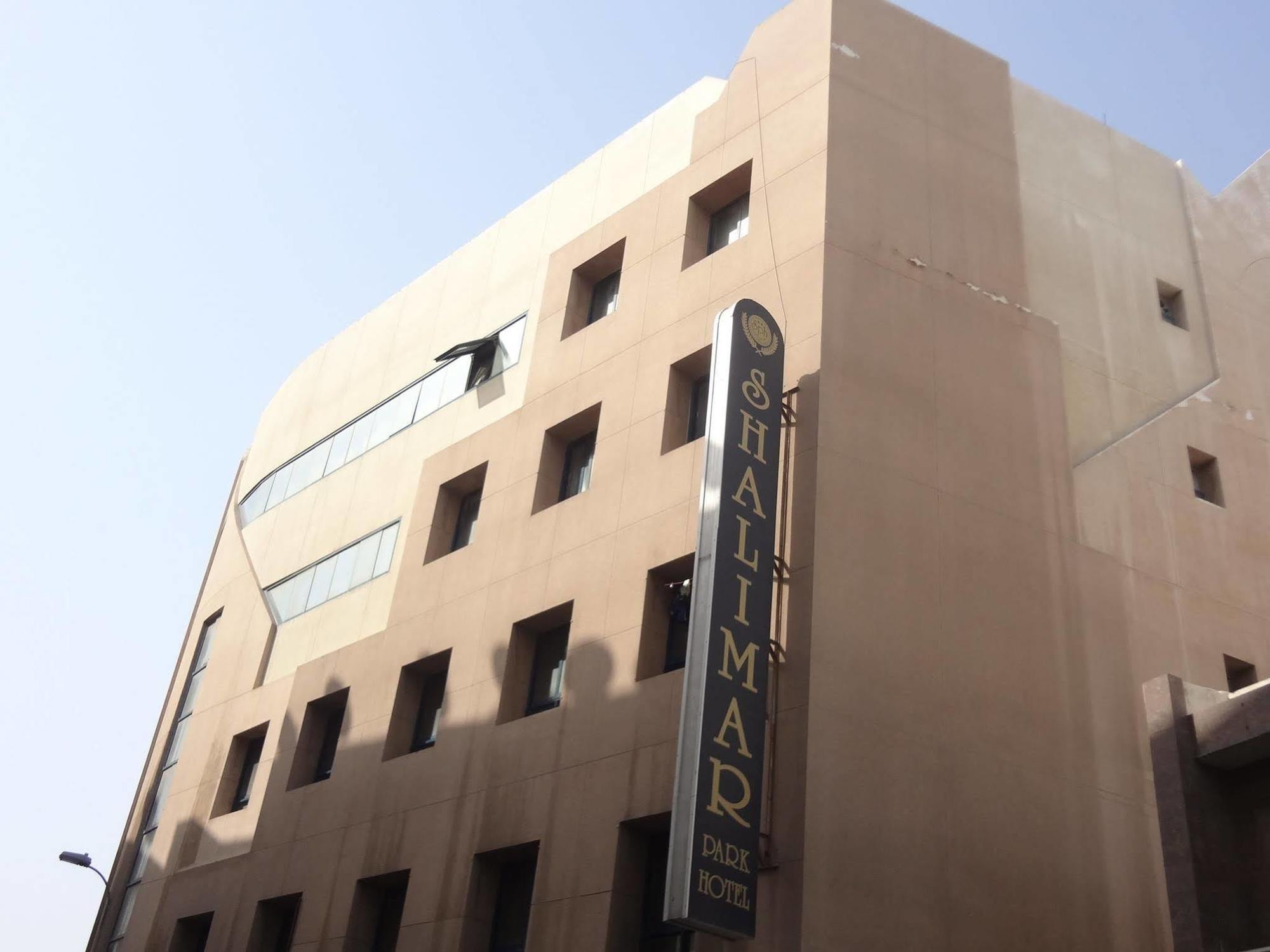 Shalimar Park Hotel Dubai Exterior photo